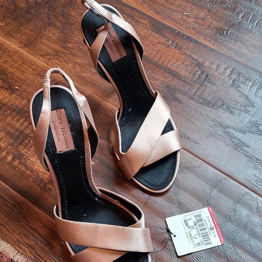 Shoes - Picture 12 of 12